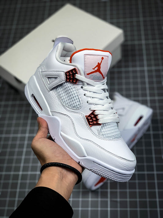 AIR JORDAN 4