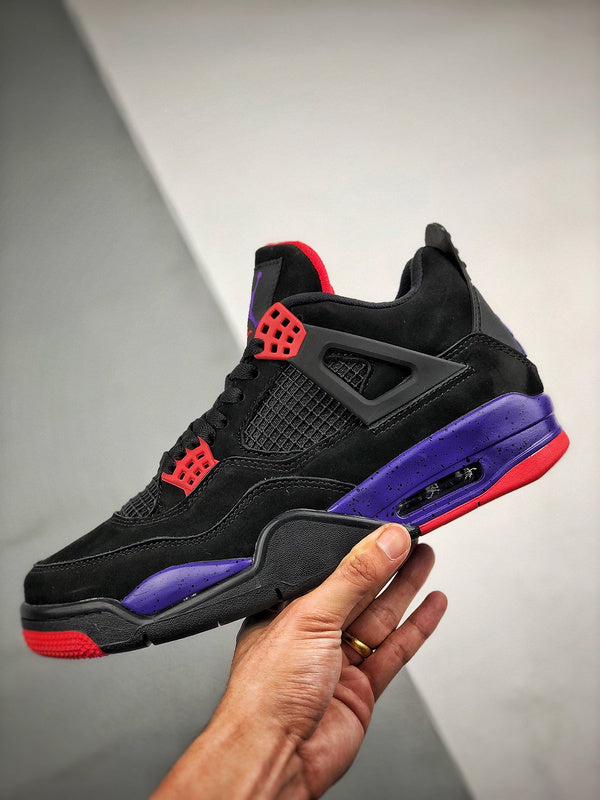 AIR JORDAN 4