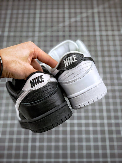 NIKE DUNK