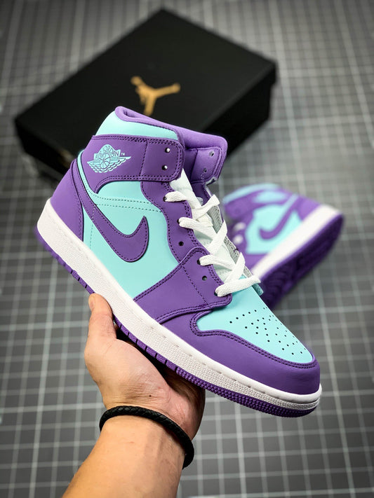 AIR JORDAN 1 MID