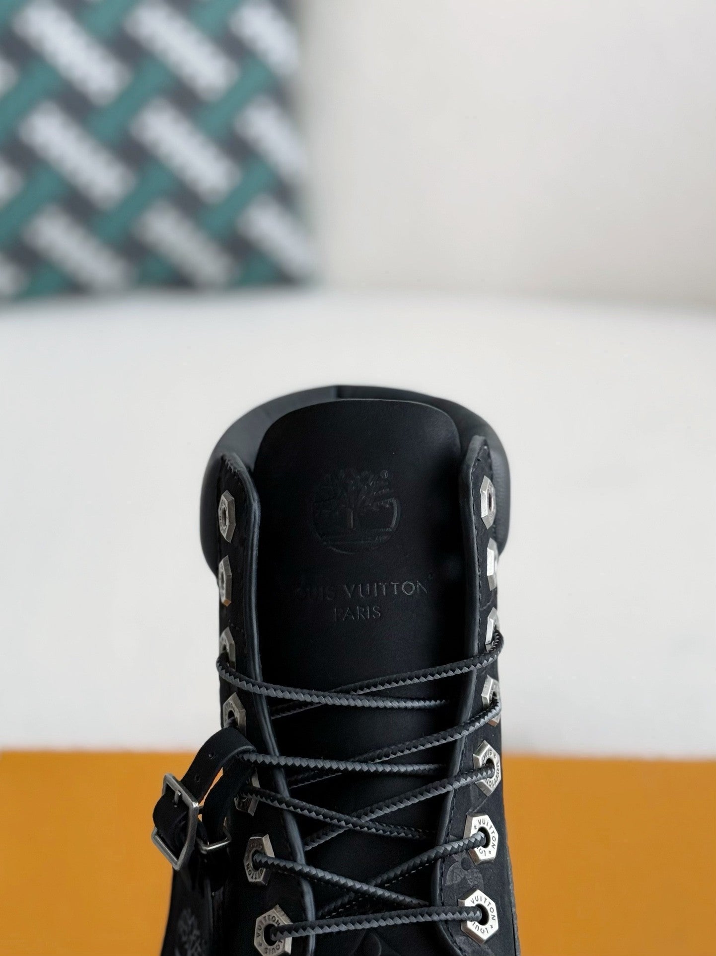 TIMBERLAND X LV BLACK